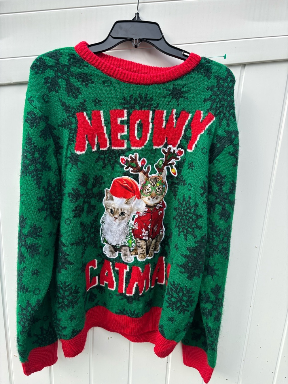 Party Sweater Holiday 'Meowy Catmas' Green Crewneck Sweater - Festive Cat